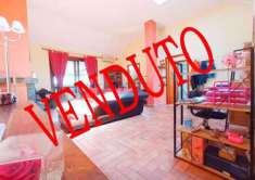 Foto Appartamento in vendita a Magenta - 3 locali 110mq