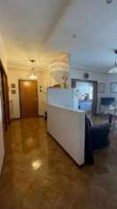 Foto Appartamento in vendita a Manfredonia - 7 locali 142mq
