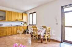 Foto Appartamento in vendita a Marchirolo