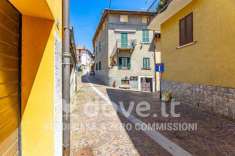 Foto Appartamento in vendita a Marchirolo