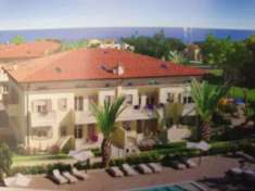 Foto Appartamento in vendita a Marina di Carrara - Carrara 107 mq  Rif: 834347