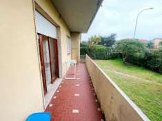 Foto Appartamento in vendita a Marina di Carrara - Carrara 80 mq  Rif: 1318573