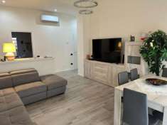 Foto Appartamento in vendita a Marina di Carrara - Carrara 90 mq  Rif: 1276425