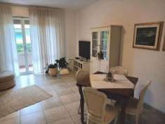 Foto Appartamento in vendita a Marina di Massa - Massa 130 mq  Rif: 1086233