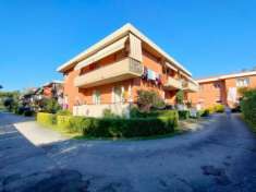 Foto Appartamento in vendita a Marina di Massa - Massa 95 mq  Rif: 1294550