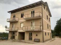 Foto Appartamento in vendita a Marsciano - 7 locali 139mq