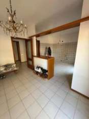 Foto Appartamento in vendita a Massa 110 mq  Rif: 1324963