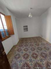 Foto Appartamento in vendita a Massa 120 mq  Rif: 988459
