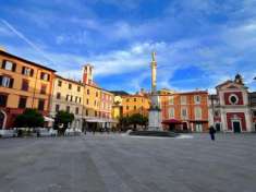 Foto Appartamento in vendita a Massa 140 mq  Rif: 1273764
