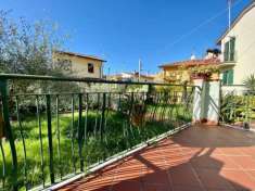 Foto Appartamento in vendita a Massa 80 mq  Rif: 1020592