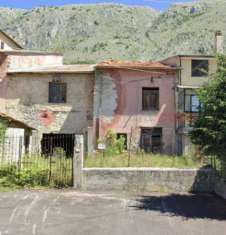 Foto Appartamento in vendita a Massa D'Albe - 4 locali 160mq