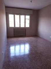 Foto Appartamento in vendita a Massa E Cozzile - 3 locali 66mq