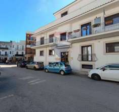 Foto Appartamento in vendita a Mattinata - 4 locali 137mq