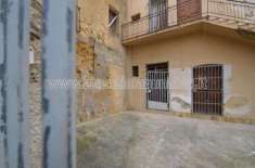Foto Appartamento in vendita a Mazara Del Vallo - 7 locali 150mq