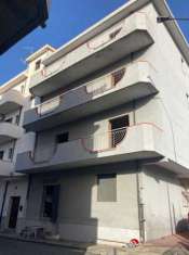 Foto Appartamento in Vendita a Melito di Porto Salvo via Sibari