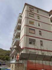 Foto Appartamento in vendita a Messina - 3 locali 143mq