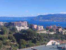 Foto Appartamento in vendita a Messina - 3 locali 90mq