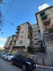 Foto Appartamento in vendita a Messina - 5 locali 130mq