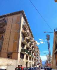 Foto Appartamento in Vendita a Messina via Oreto