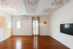 Foto Appartamento in vendita a Milano
