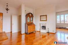 Foto Appartamento in vendita a Milano