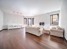 Foto Appartamento in vendita a Milano