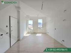 Foto Appartamento in vendita a Milano