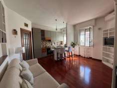 Foto Appartamento in vendita a Milano