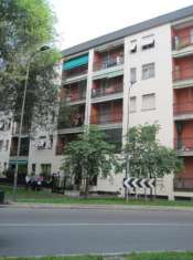 Foto Appartamento in Vendita a Milano Via Valle Isorno