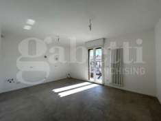 Foto Appartamento in vendita a Modena