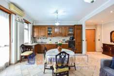 Foto Appartamento in vendita a Moncalieri - 3 locali 80mq