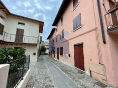Foto Appartamento in Vendita a Moniga del Garda