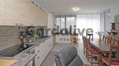 Foto Appartamento in Vendita a Moniga del Garda