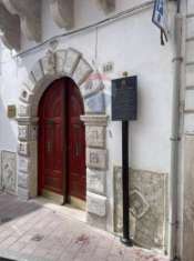 Foto Appartamento in vendita a Monte Sant'Angelo - 6 locali 142mq