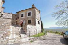 Foto Appartamento in vendita a Montecchio - 6 locali 150mq