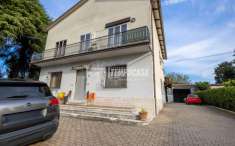 Foto Appartamento in vendita a Montecchio Emilia