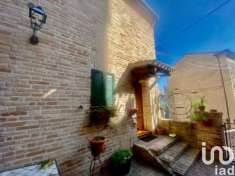 Foto Appartamento in vendita a Montedinove