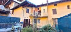 Foto Appartamento in vendita a Montegrino Valtravaglia - 4 locali 160mq