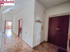 Foto Appartamento in vendita a Monteriggioni - 9 locali 170mq