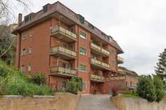 Foto Appartamento in vendita a Montopoli Di Sabina