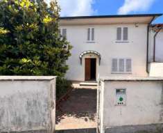 Foto Appartamento in vendita a Montopoli In Val D'Arno - 4 locali 115mq