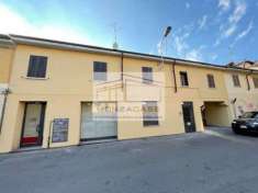Foto Appartamento in Vendita a Monza via Durini