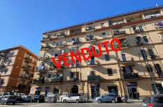 Foto Appartamento in vendita a Napoli - 2 locali 56mq