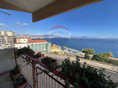 Foto Appartamento in vendita a Napoli