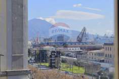 Foto Appartamento in vendita a Napoli