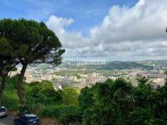 Foto Appartamento in vendita a Napoli