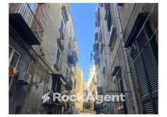 Foto Appartamento in vendita a Napoli