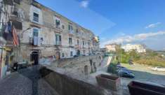 Foto Appartamento in vendita a Napoli