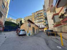 Foto Appartamento in vendita a Napoli