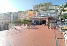 Foto Appartamento in vendita a Napoli